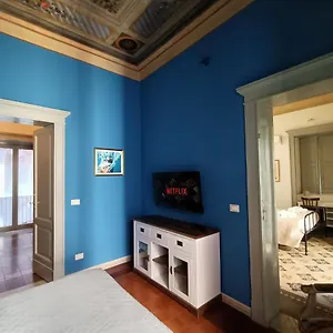 stesicoro-art-home-in-centro-storico-a-catania.sicilyhotelsitaly.net/